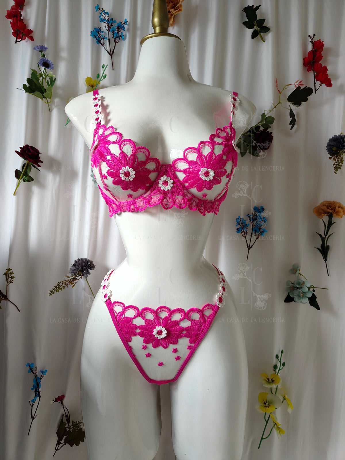 Nailea fucsia